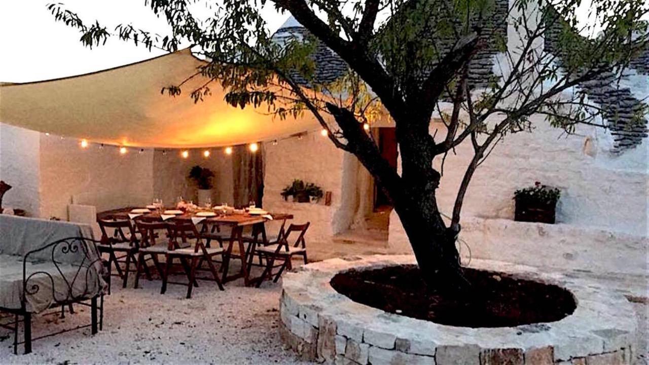 Borgo Trulli 1789 Acomodação com café da manhã Ostuni Exterior foto