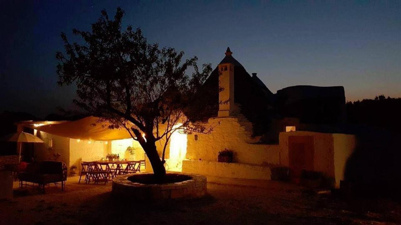 Borgo Trulli 1789 Acomodação com café da manhã Ostuni Exterior foto