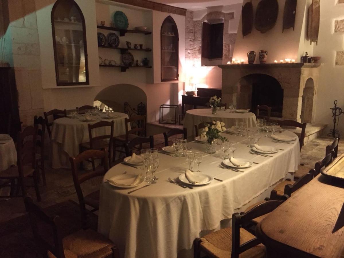 Borgo Trulli 1789 Acomodação com café da manhã Ostuni Exterior foto
